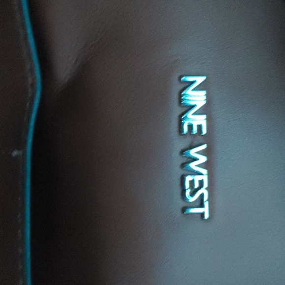 Handbag - Picture 3 of 3